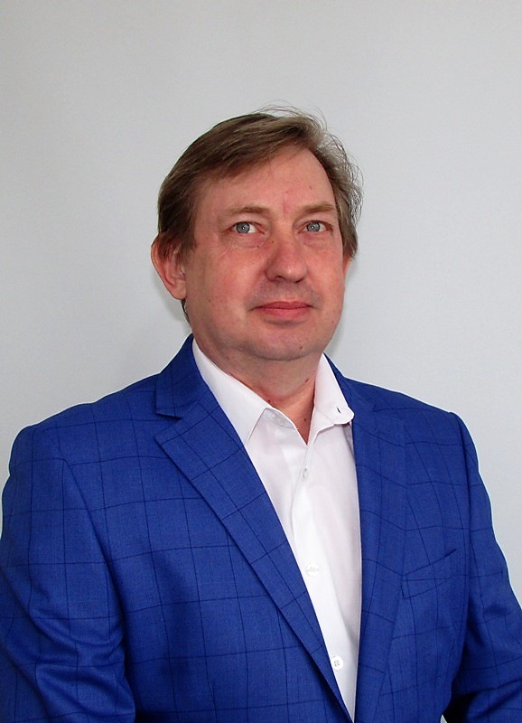 Ратиев Юрий Дмитриевич.